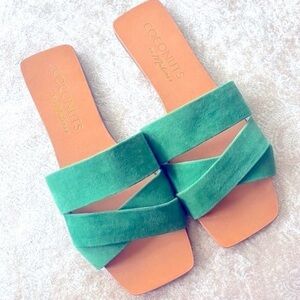 Brand New Coconuts Genuine Suede Green Sylas Sandals Slip On Multi-Strap